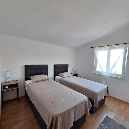 By The Sea Razanj, - 4185 아파트 로고즈니차