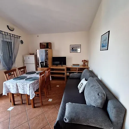 By The Sea Razanj, - 4185 로고즈니차